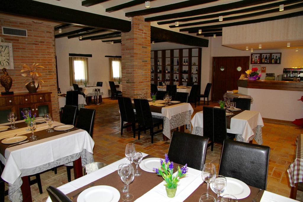 Hotel Mas Prades Deltebre Exterior photo