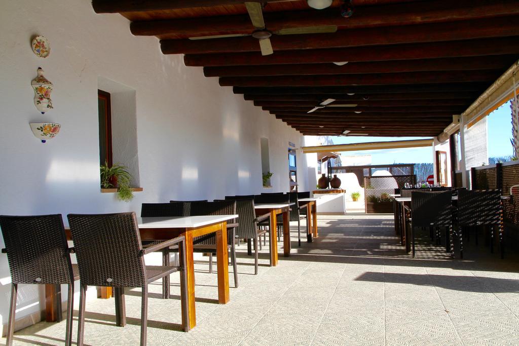 Hotel Mas Prades Deltebre Exterior photo